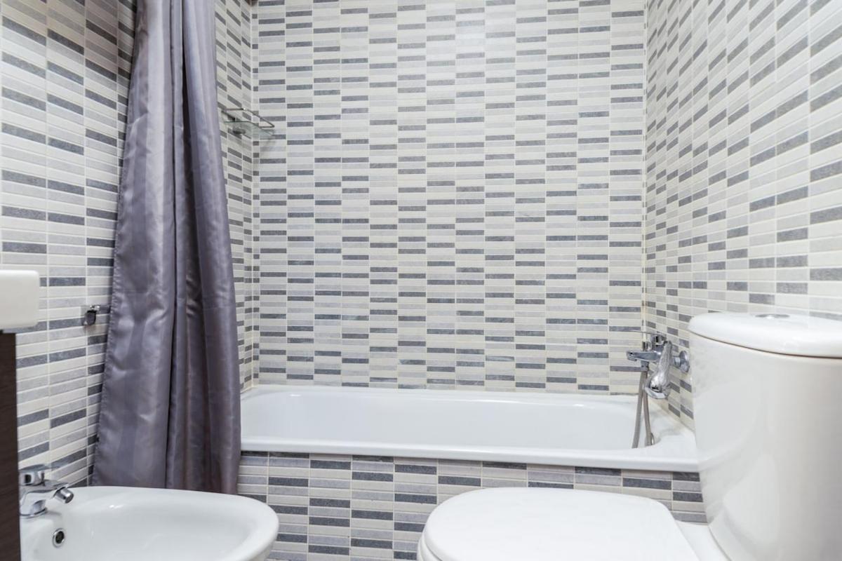 -Malagasunapts- Modern Citycentre Pool&Parking Luaran gambar